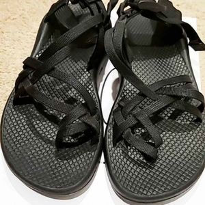 Women’s Chaco sandals black sz 8 classic twinstrap